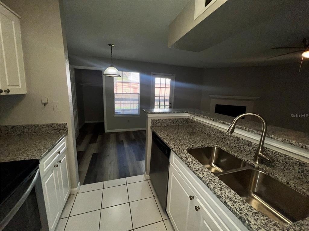 4355 Perkinshire Lane - Photo 6