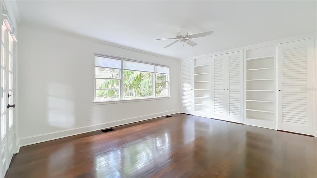 544 N Knowles Avenue - Photo 8