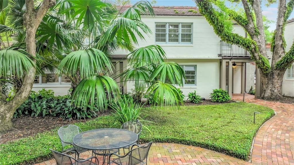 544 N Knowles Avenue - Photo 49