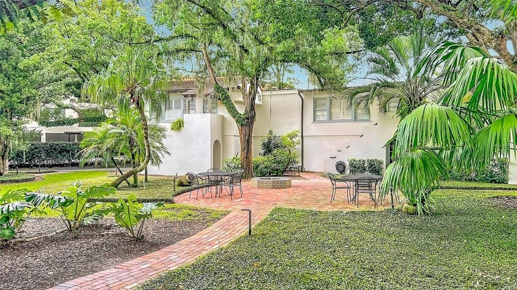 544 N Knowles Avenue - Photo 47