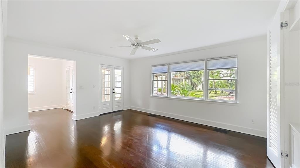 544 N Knowles Avenue - Photo 4