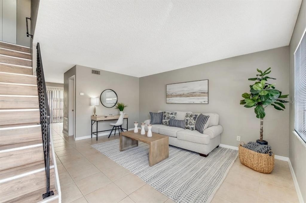 2140 S Palmetto Avenue - Photo 2
