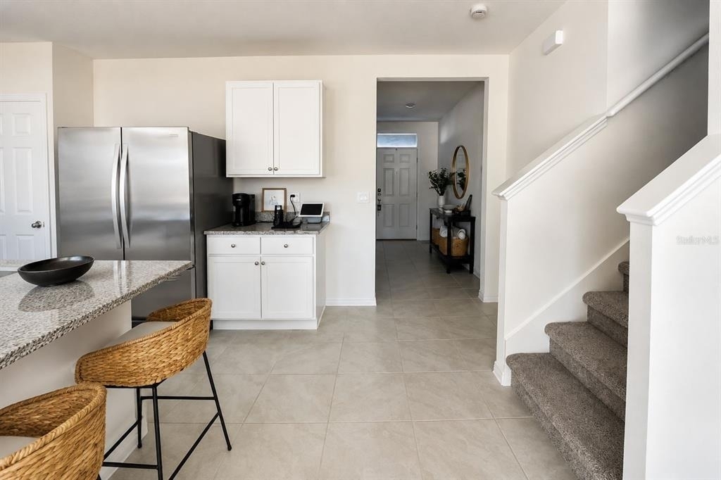 654 Park Place Blvd - Photo 7