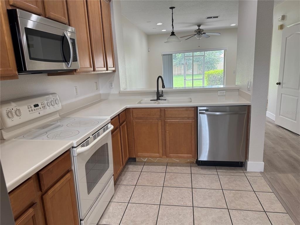 10328 Manderley Way - Photo 4