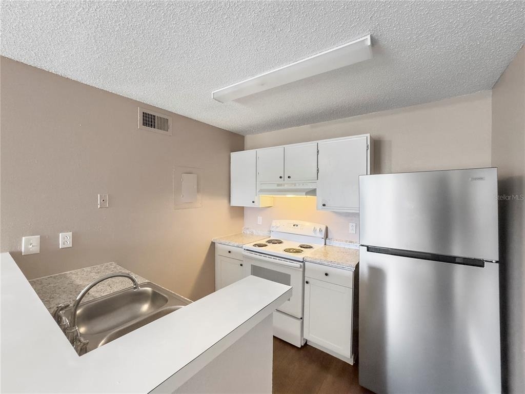 2130 Cascades Boulevard - Photo 5