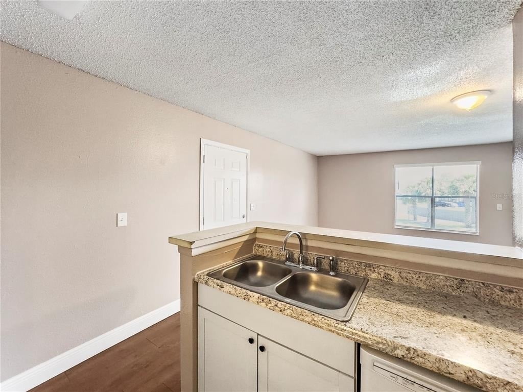 2130 Cascades Boulevard - Photo 7