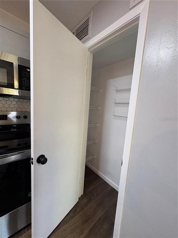 465 Forestway Circle - Photo 6