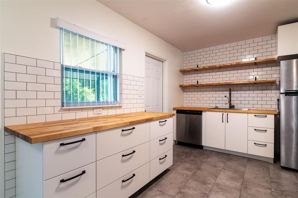 600 Nw 36th Drive - Photo 15