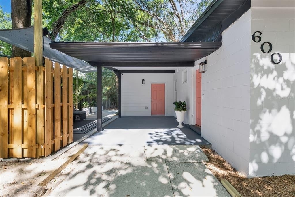 600 Nw 36th Drive - Photo 1