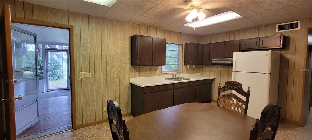 141 Se 59th Street - Photo 33