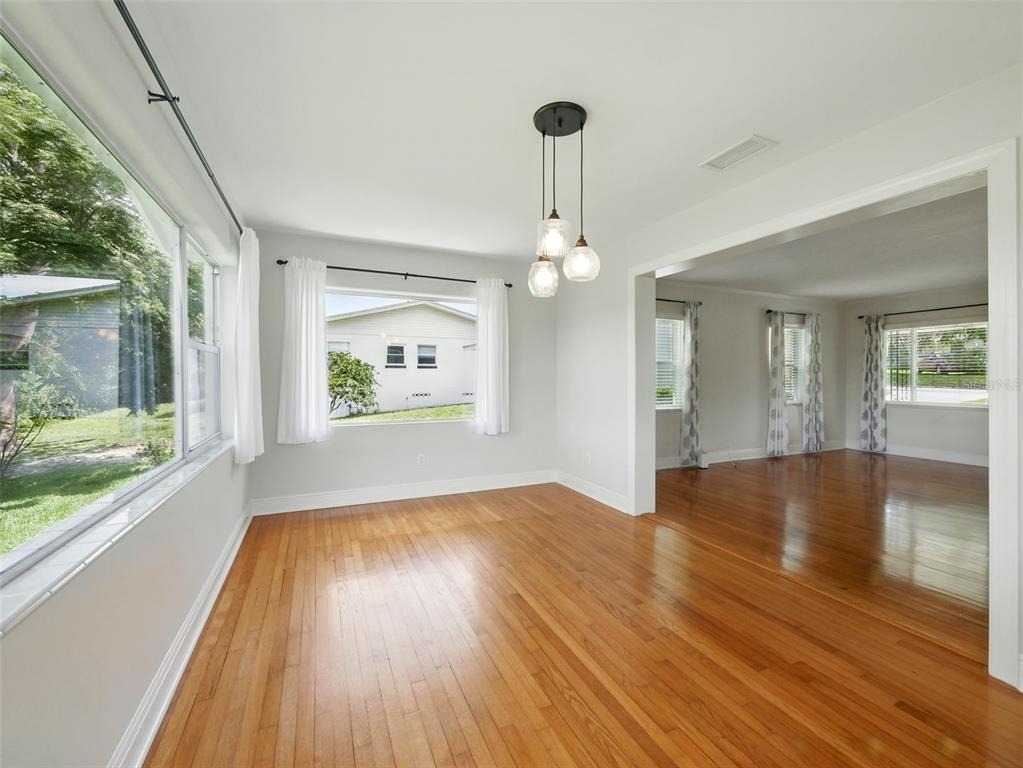 1426 Crestview Drive - Photo 6