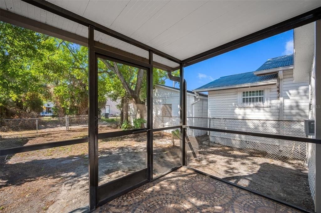 2118 W Palmetto Street - Photo 38