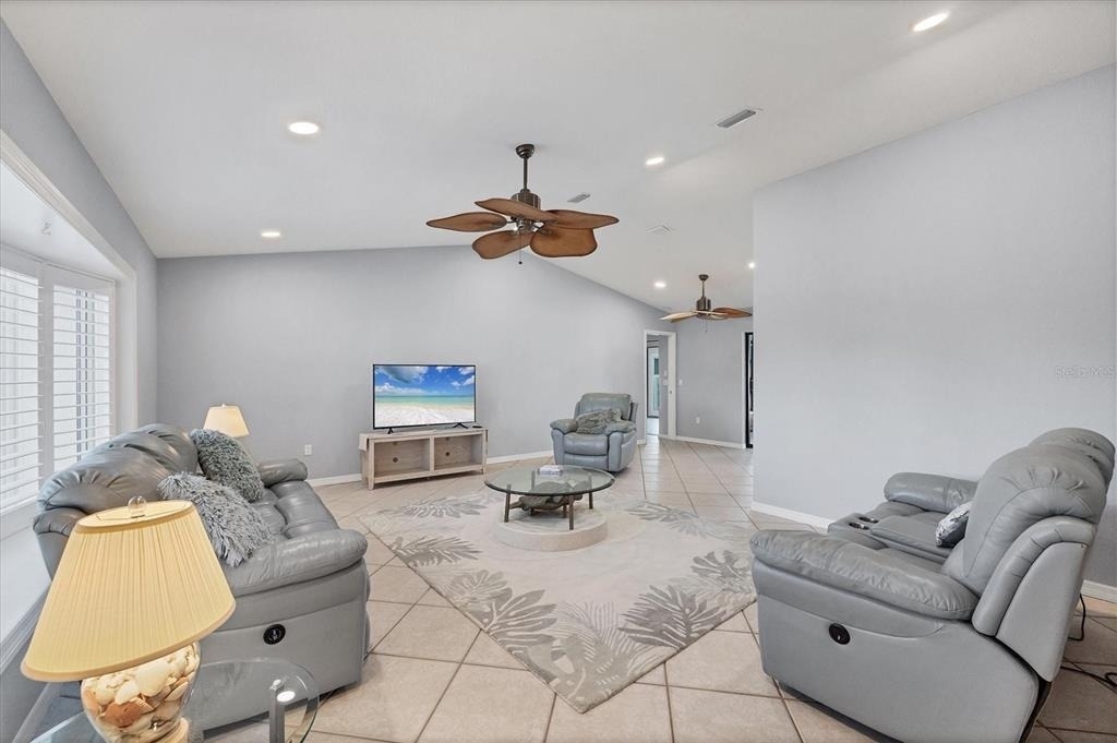 12411 Cole Avenue - Photo 7