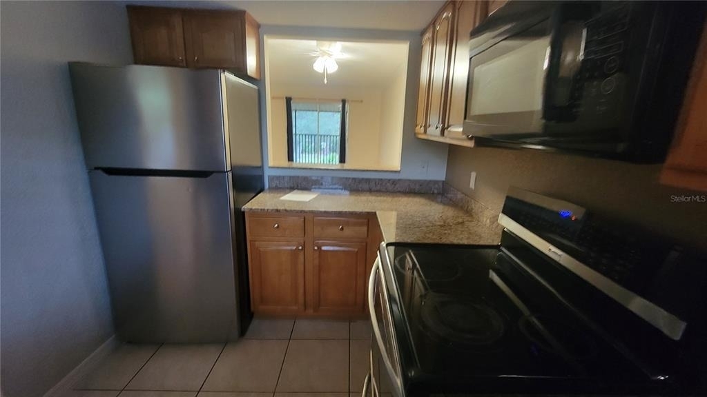 960 Lacosta Circle - Photo 5