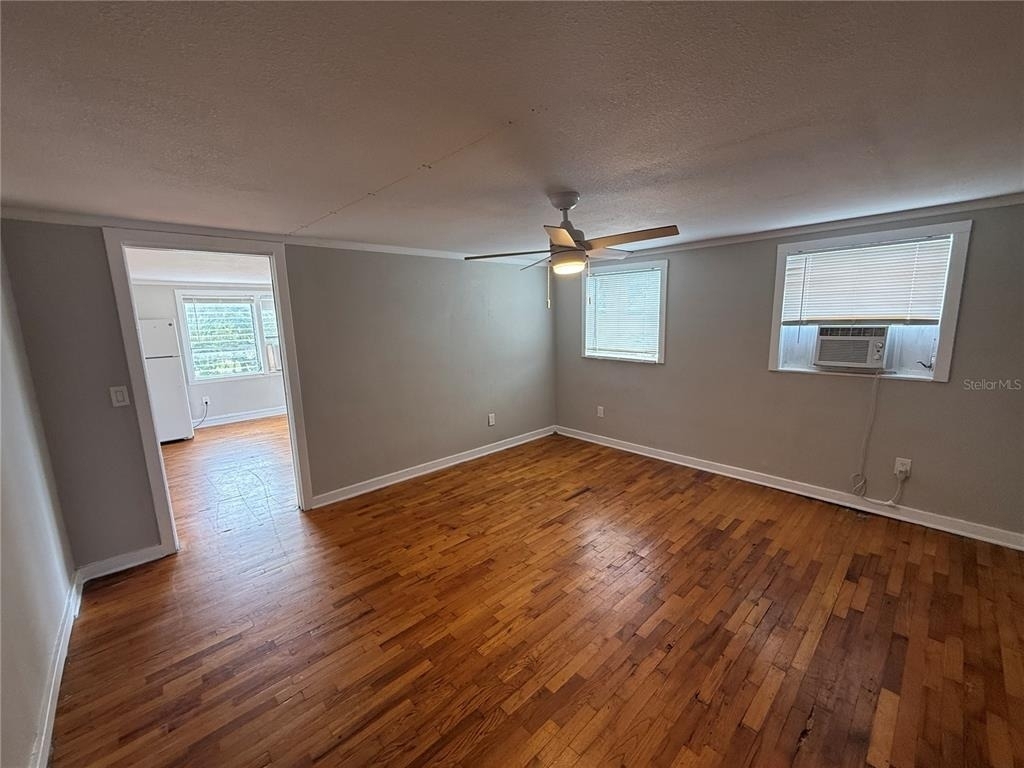 937 15th Street W - Photo 11