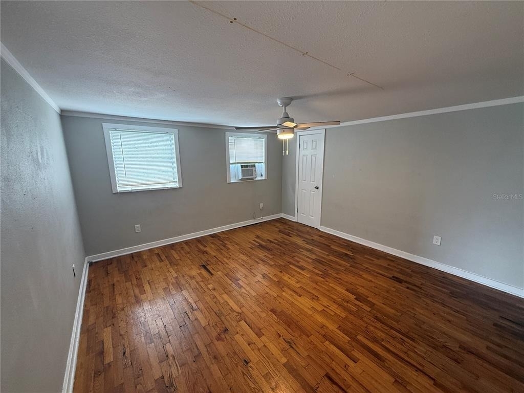 937 15th Street W - Photo 10