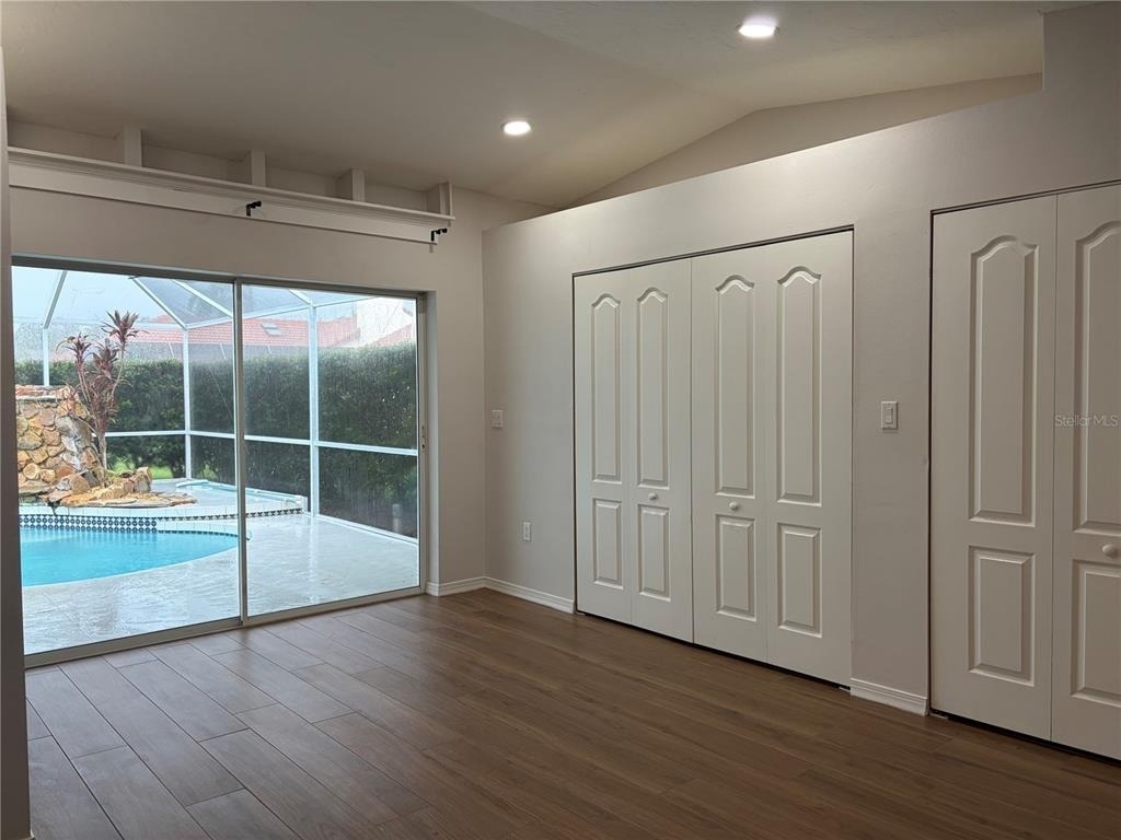 5828 Sandy Pointe Drive - Photo 24