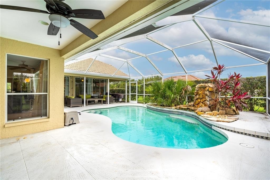 5828 Sandy Pointe Drive - Photo 47