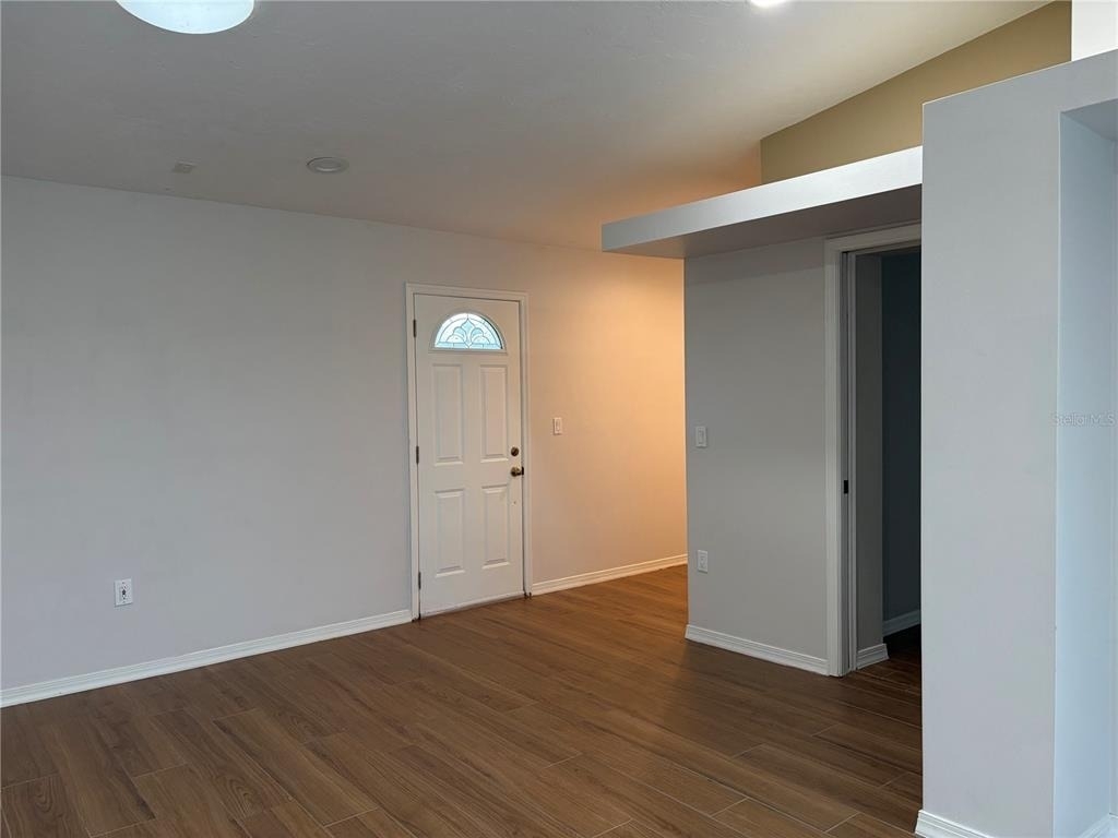 5828 Sandy Pointe Drive - Photo 21