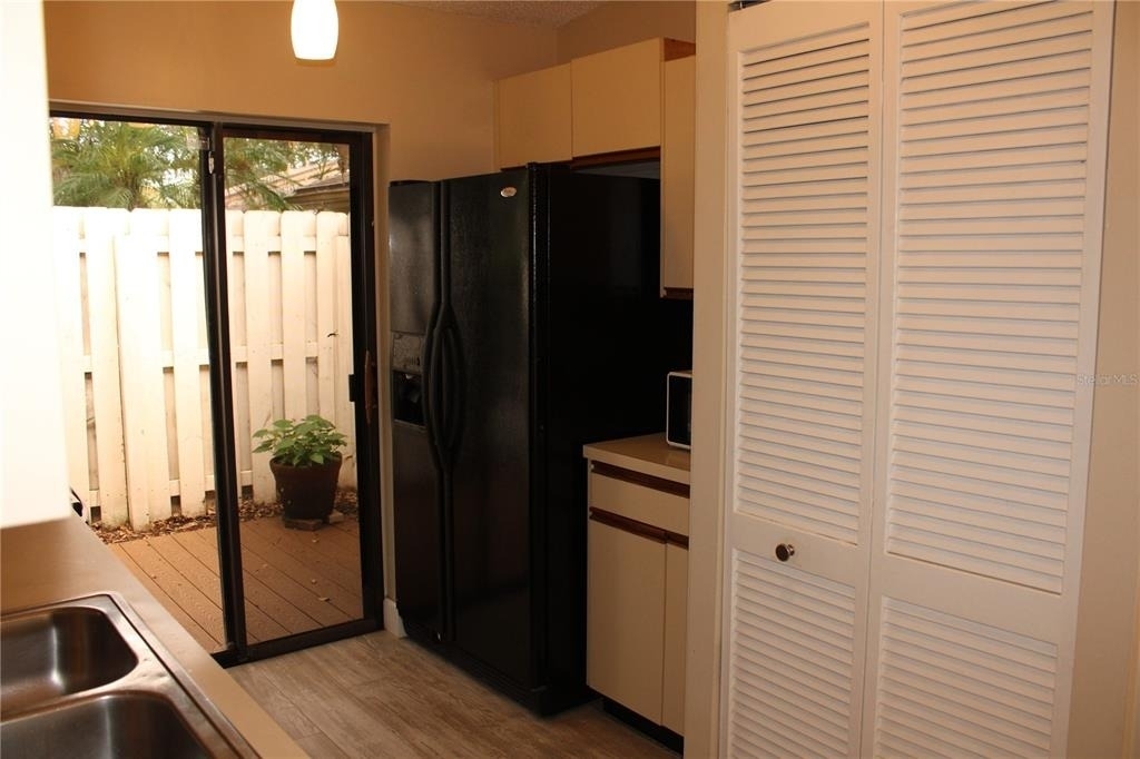 2903 62nd Street W - Photo 3