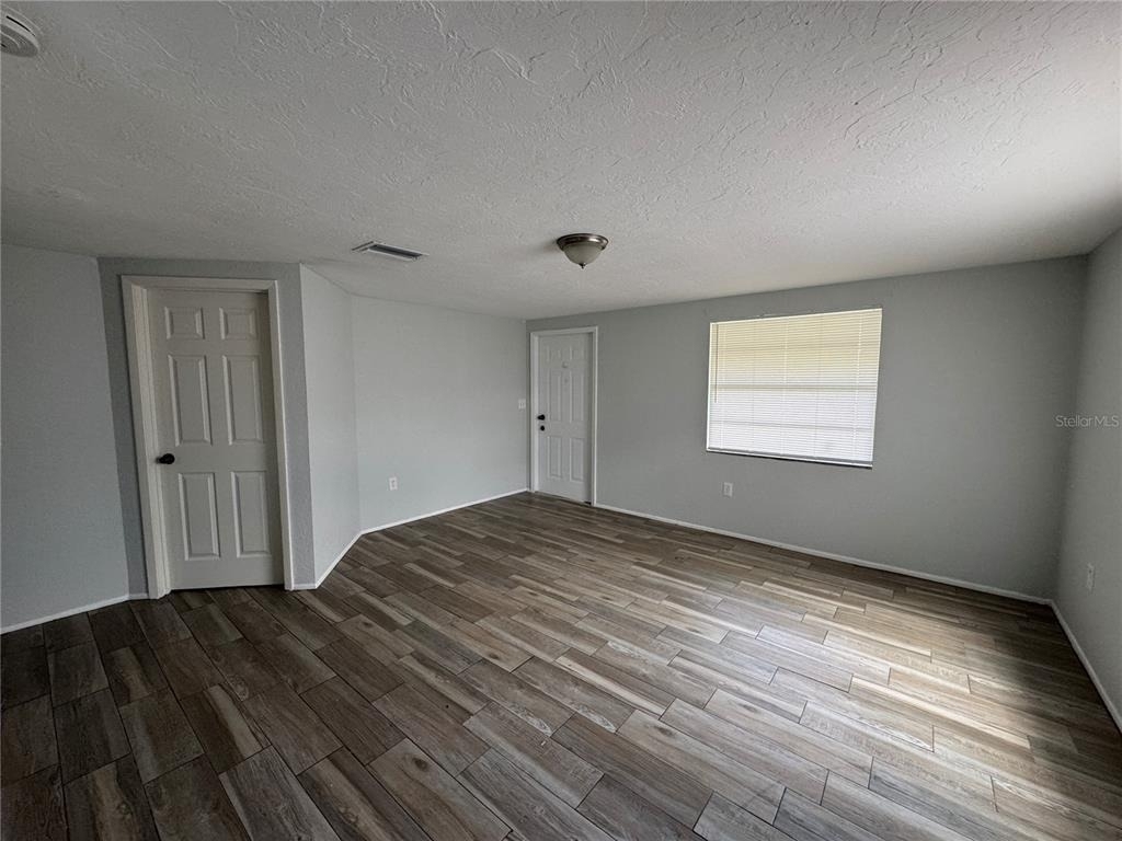 312 60th Avenue Drive W - Photo 4