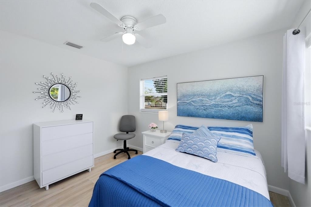 723 S Brink Avenue - Photo 14