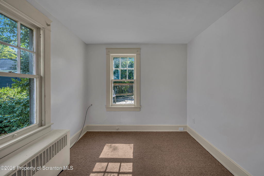 105 Spring Street W - Photo 7