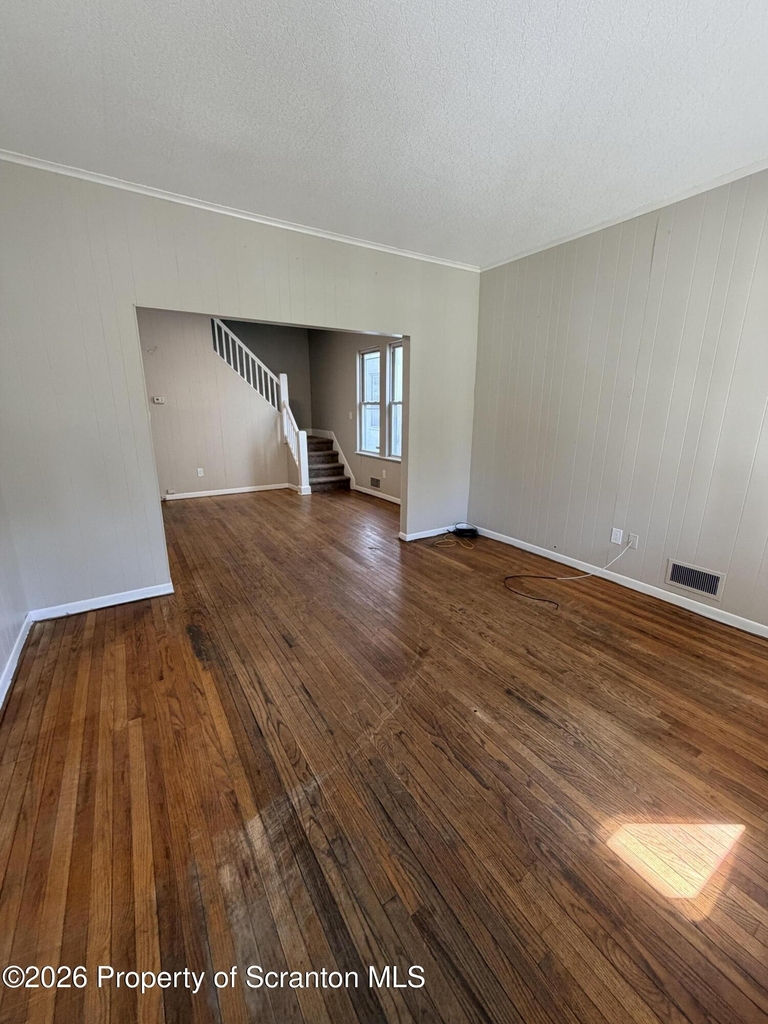 626 N Main Avenue - Photo 6