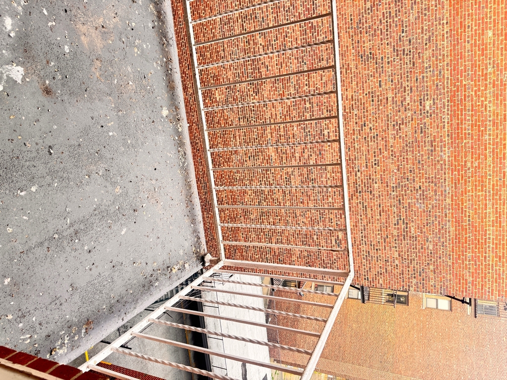 83-33 118th Street - Photo 12