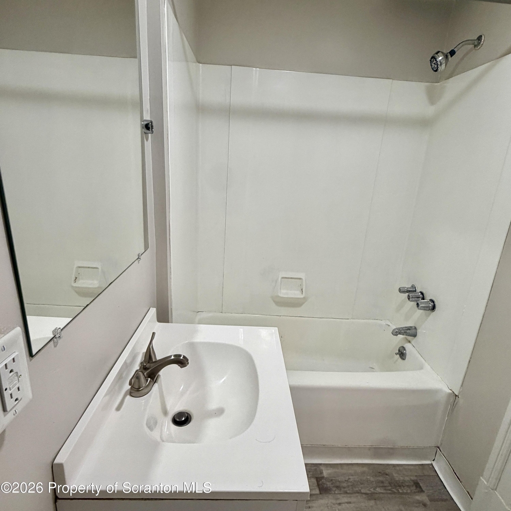 102 Delaware Avenue - Photo 7