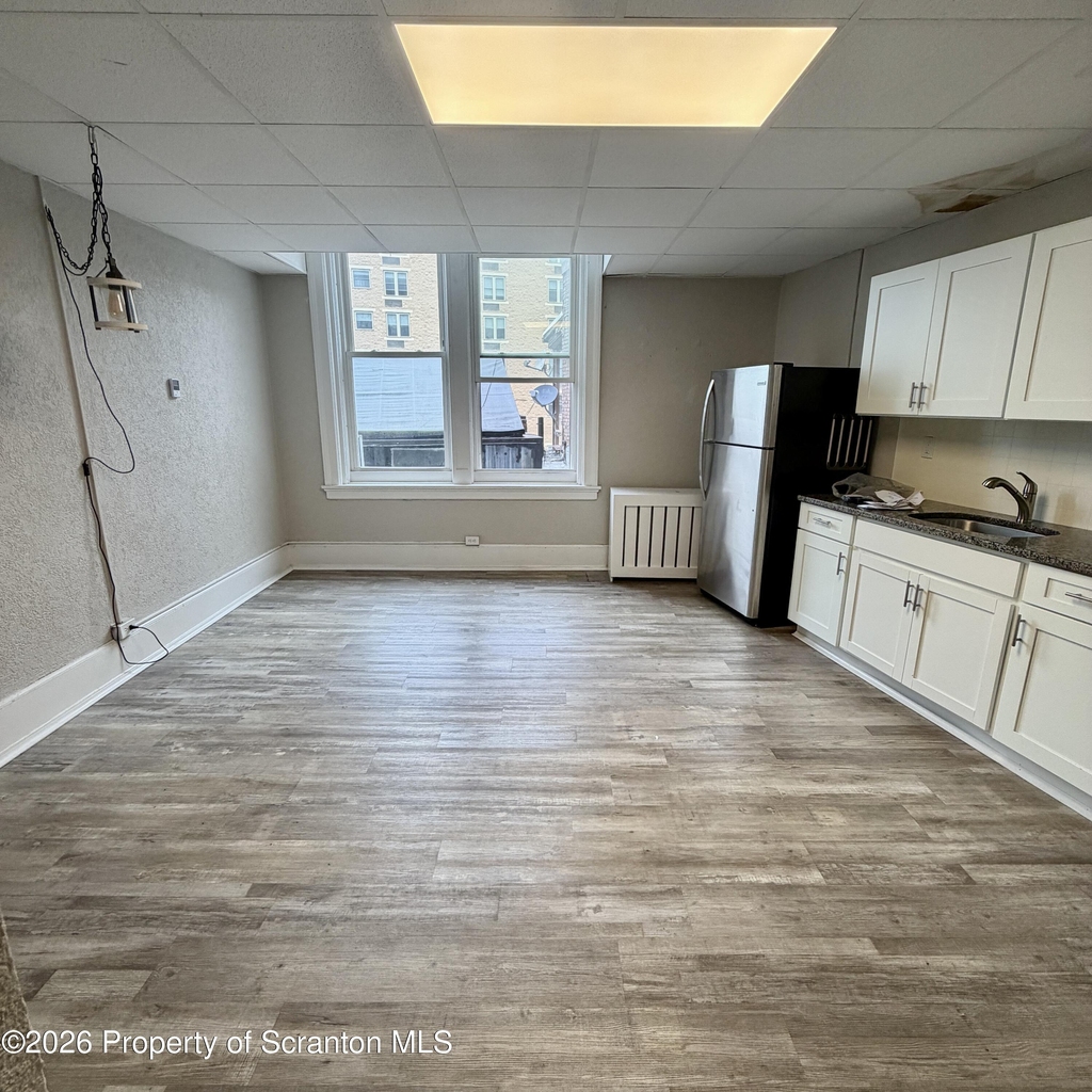102 Delaware Avenue - Photo 1