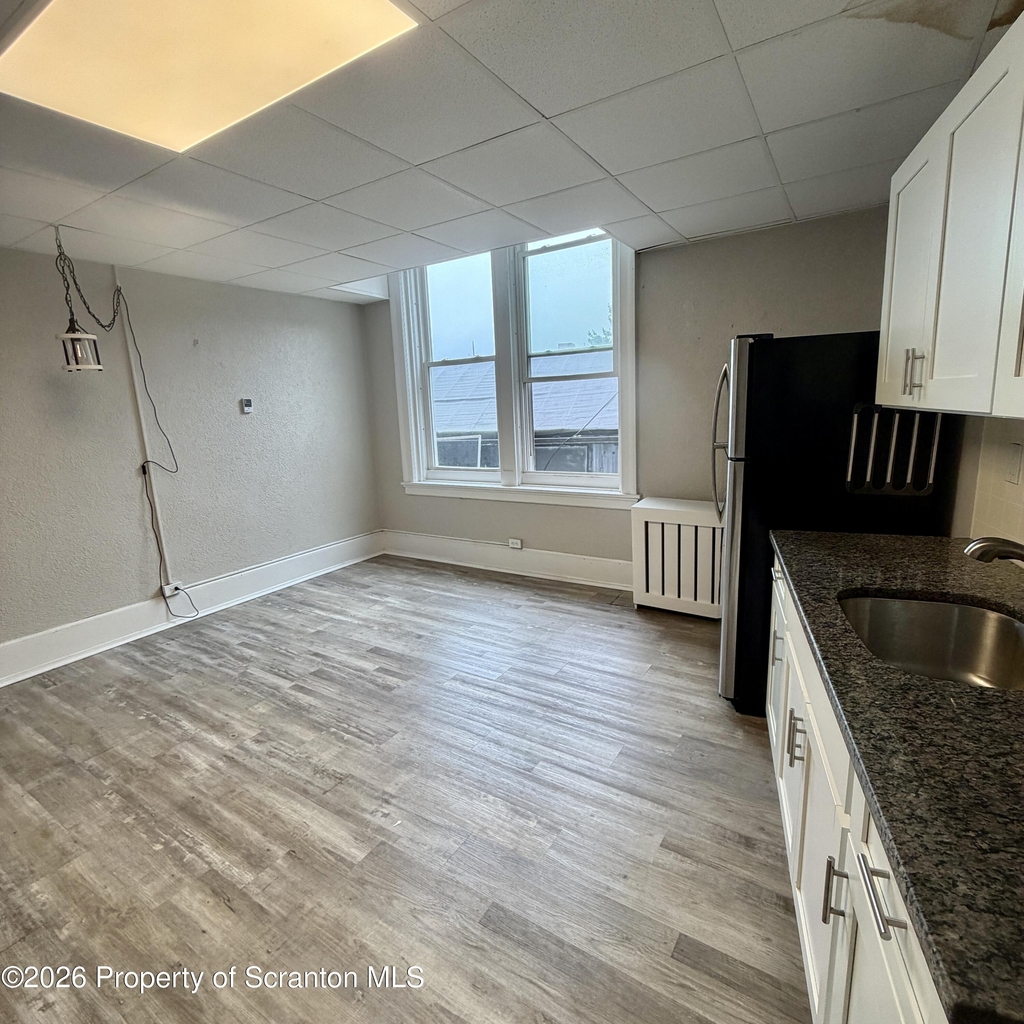 102 Delaware Avenue - Photo 2