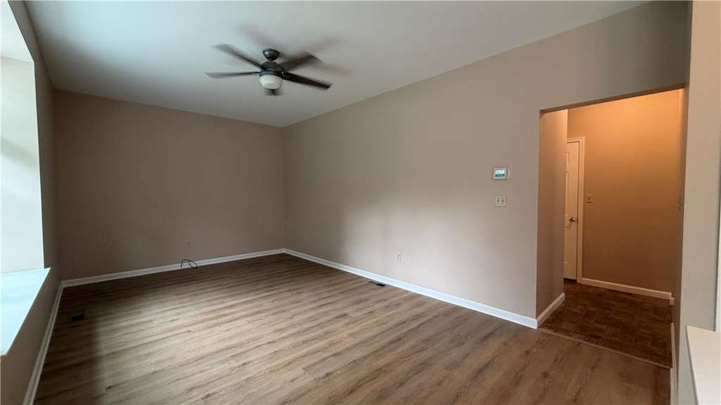 2288 Creekside Drive - Photo 9