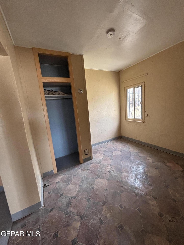 4000 1/2 Sacramento Avenue - Photo 4