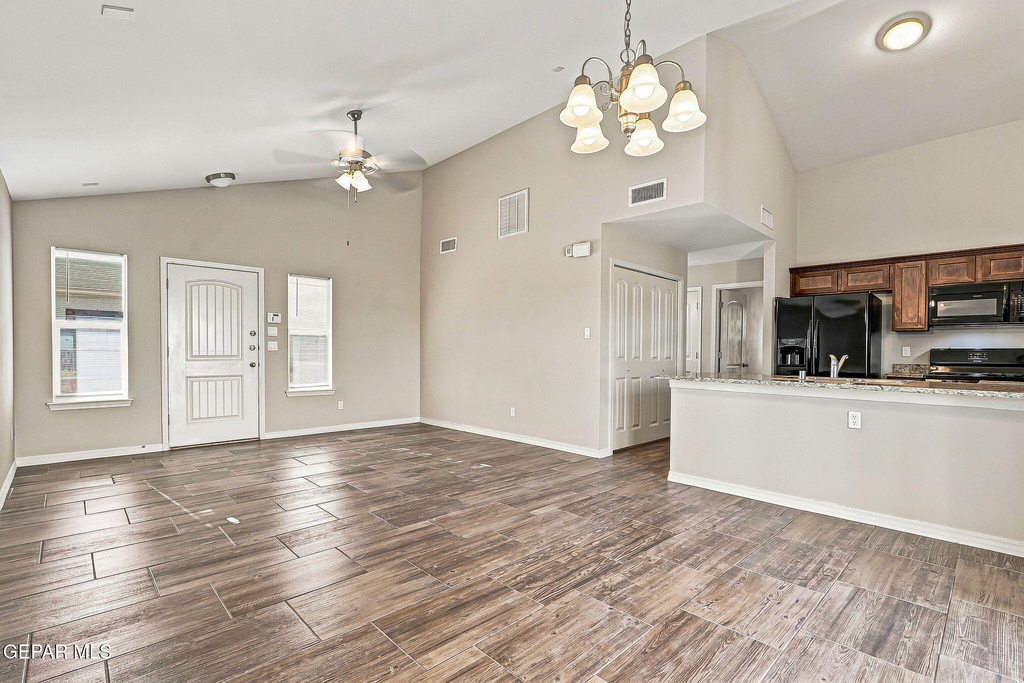 2100 Tim Foster Street - Photo 6