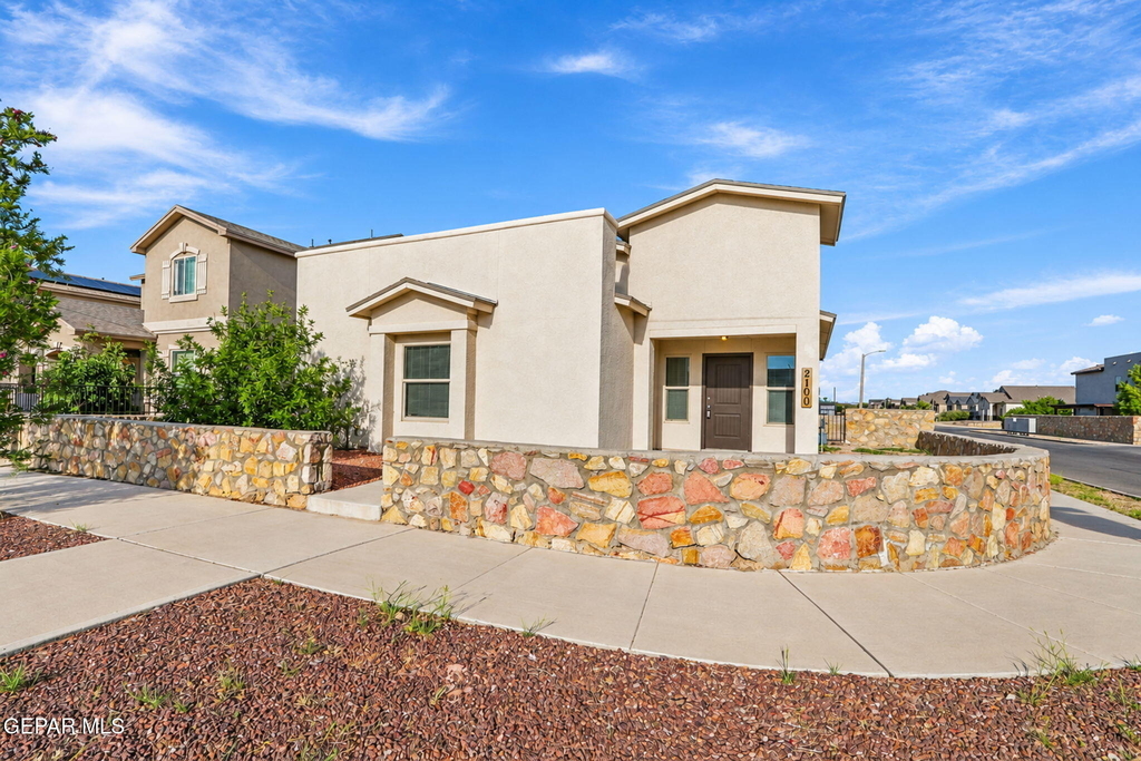 2100 Tim Foster Street - Photo 0