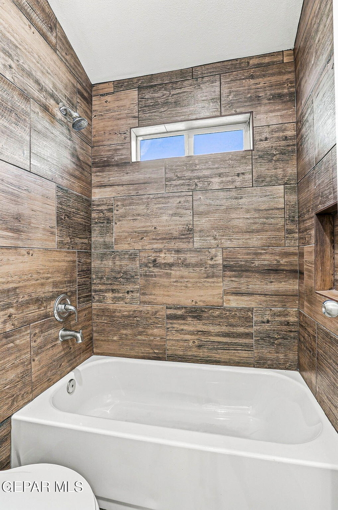 2100 Tim Foster Street - Photo 24