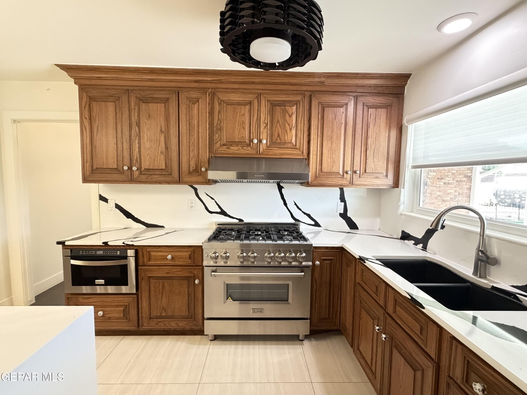 8500 Edgemere Boulevard - Photo 6
