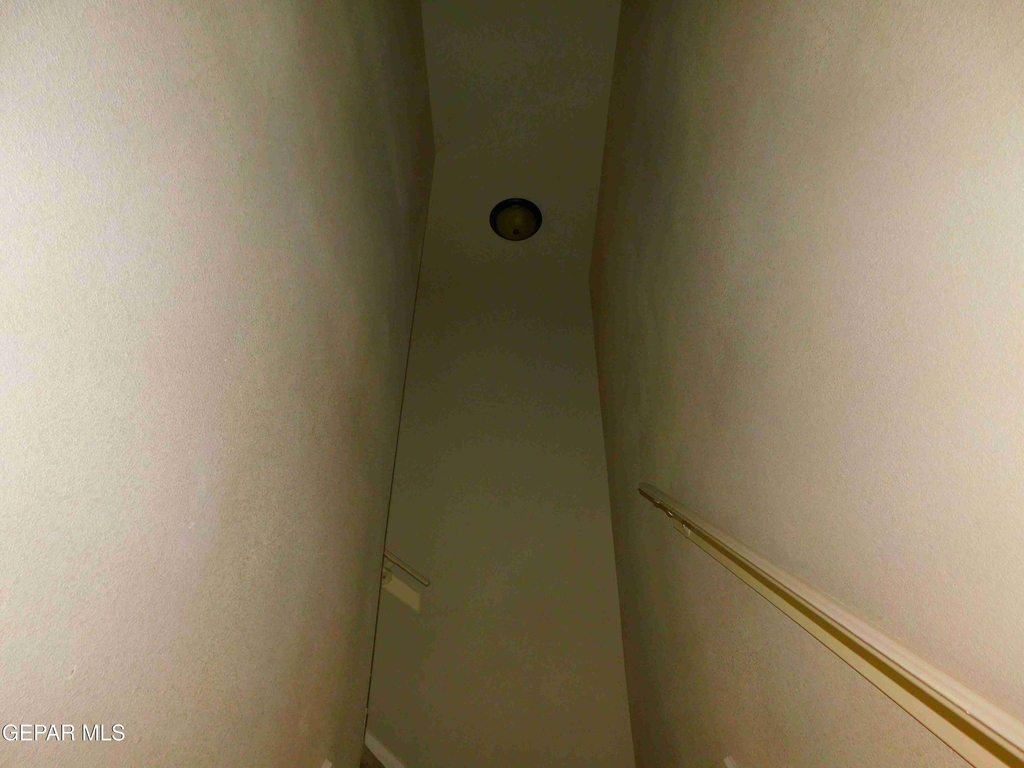 10021 Railroad Drive - Photo 23