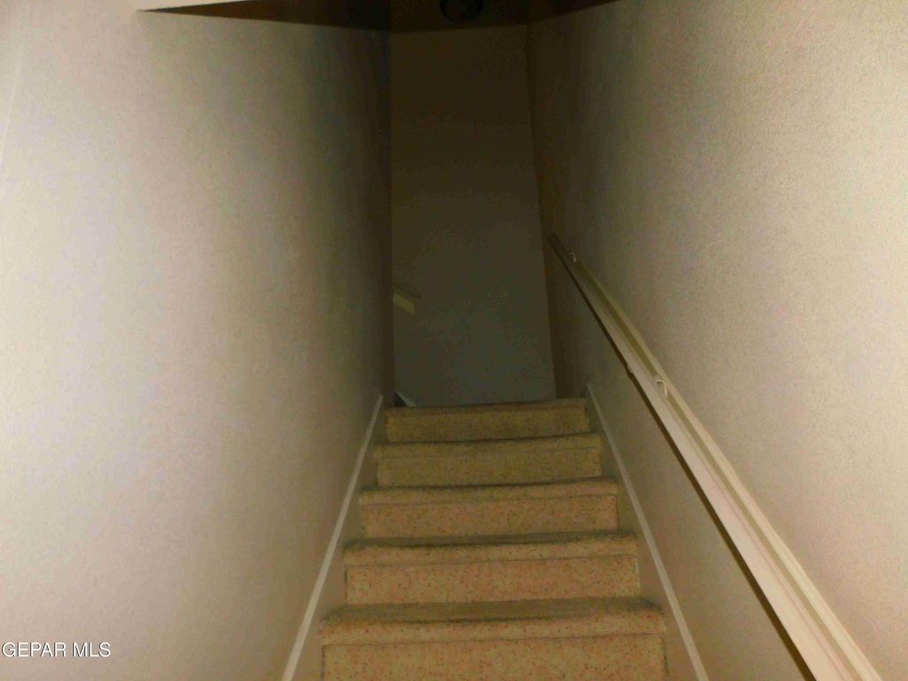 10021 Railroad Drive - Photo 22