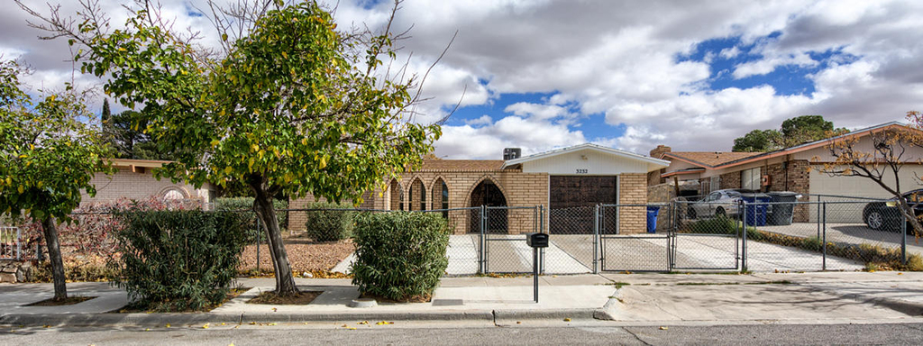 3232 Slocum Street - Photo 1