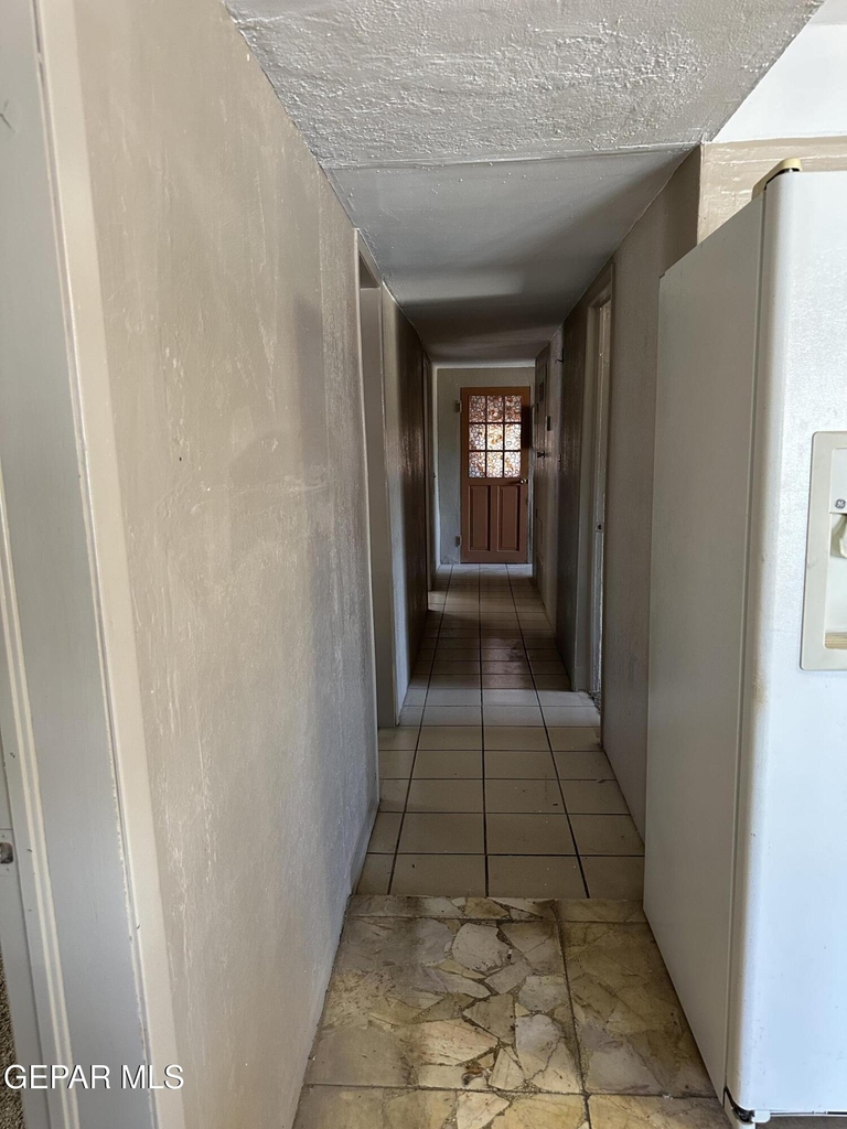 8920 Kenneth Street - Photo 17