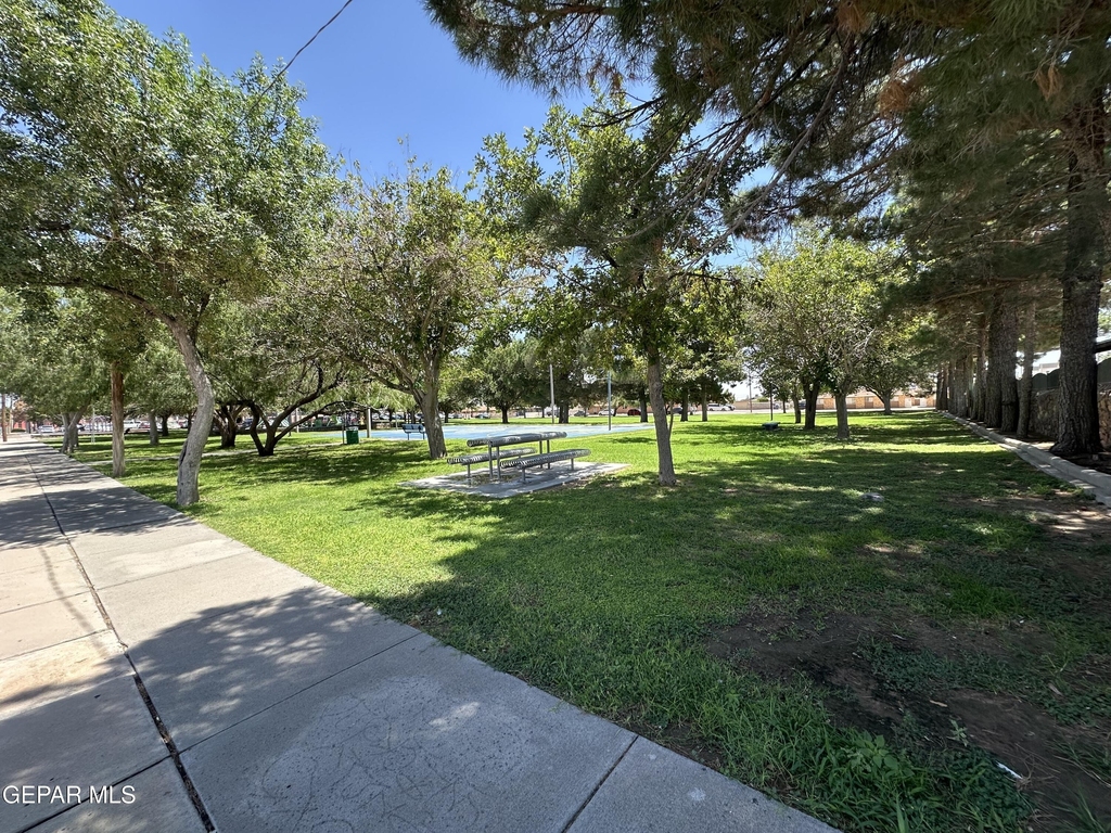 8920 Kenneth Street - Photo 20