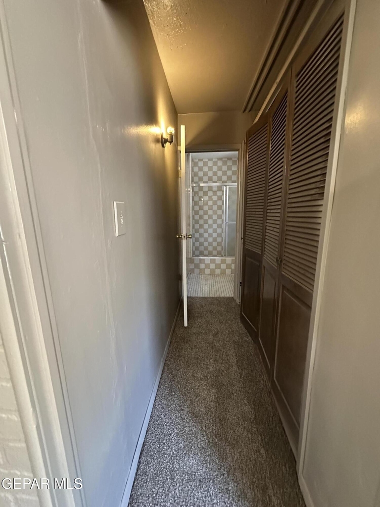 8920 Kenneth Street - Photo 14