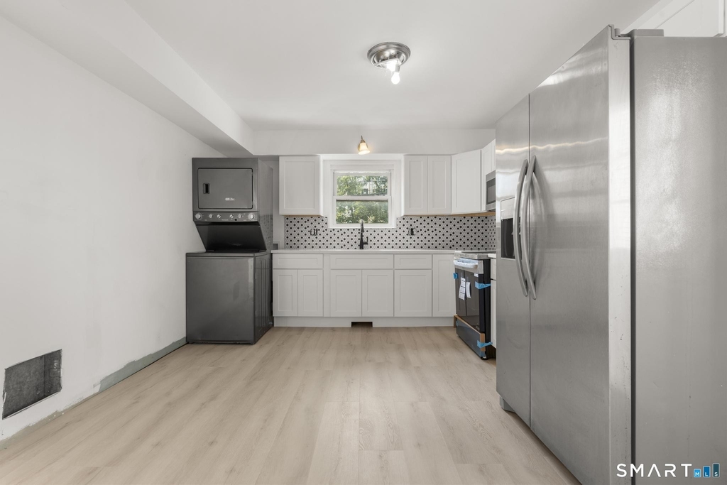 6-6 Van Buskirk Avenue - Photo 5