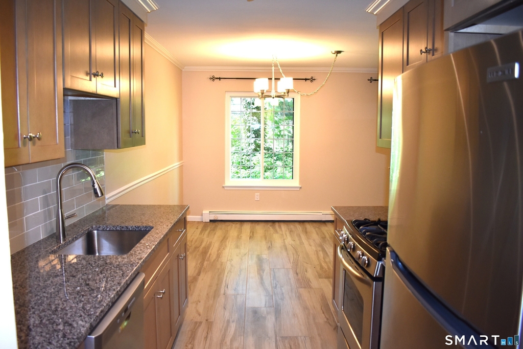 24 Teresa Place - Photo 6