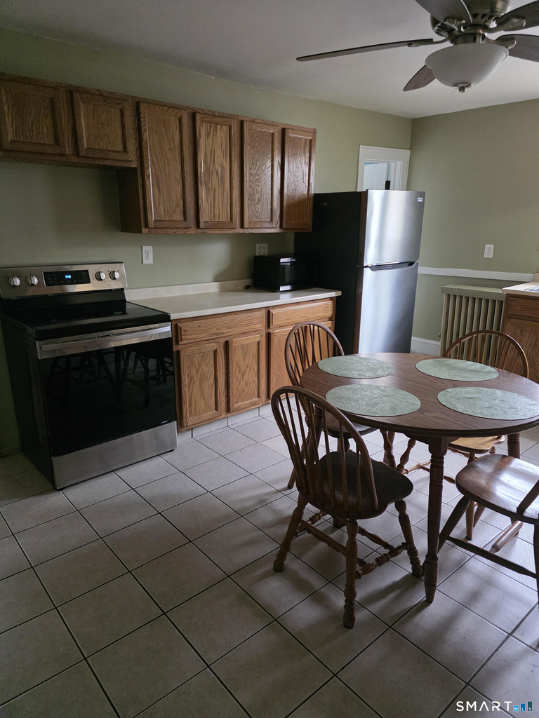 105 Windsor Street - Photo 6