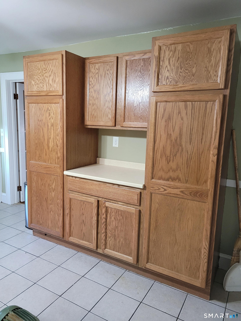 105 Windsor Street - Photo 3