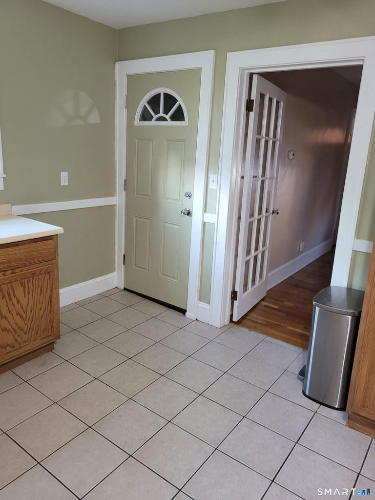 105 Windsor Street - Photo 0
