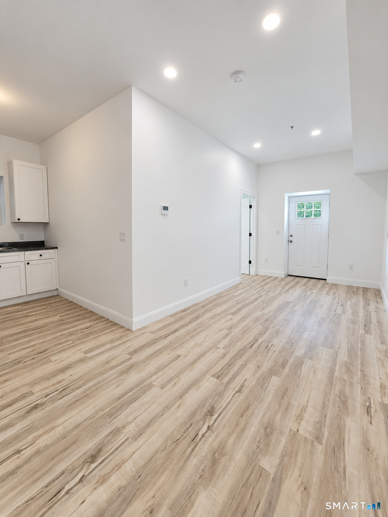 170 Pearl Street - Photo 2